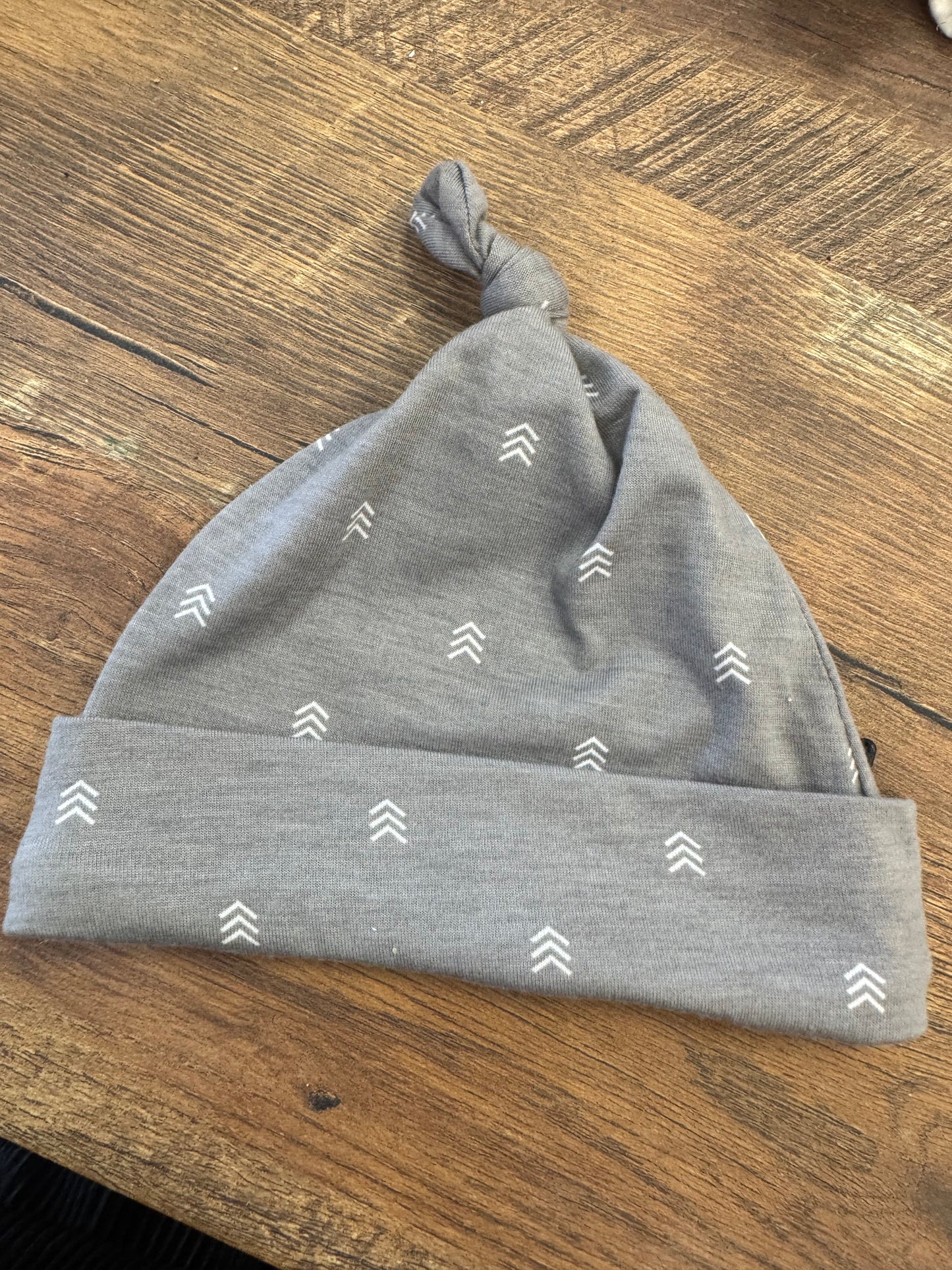 TCB 0-3mo Arrow Baby Beanie