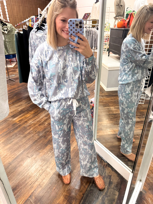 Camo Print Oversized Pullover Drawstring Pant