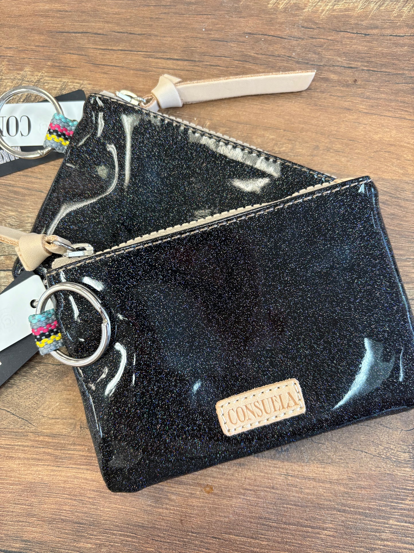 Mariana Consuela Pouch