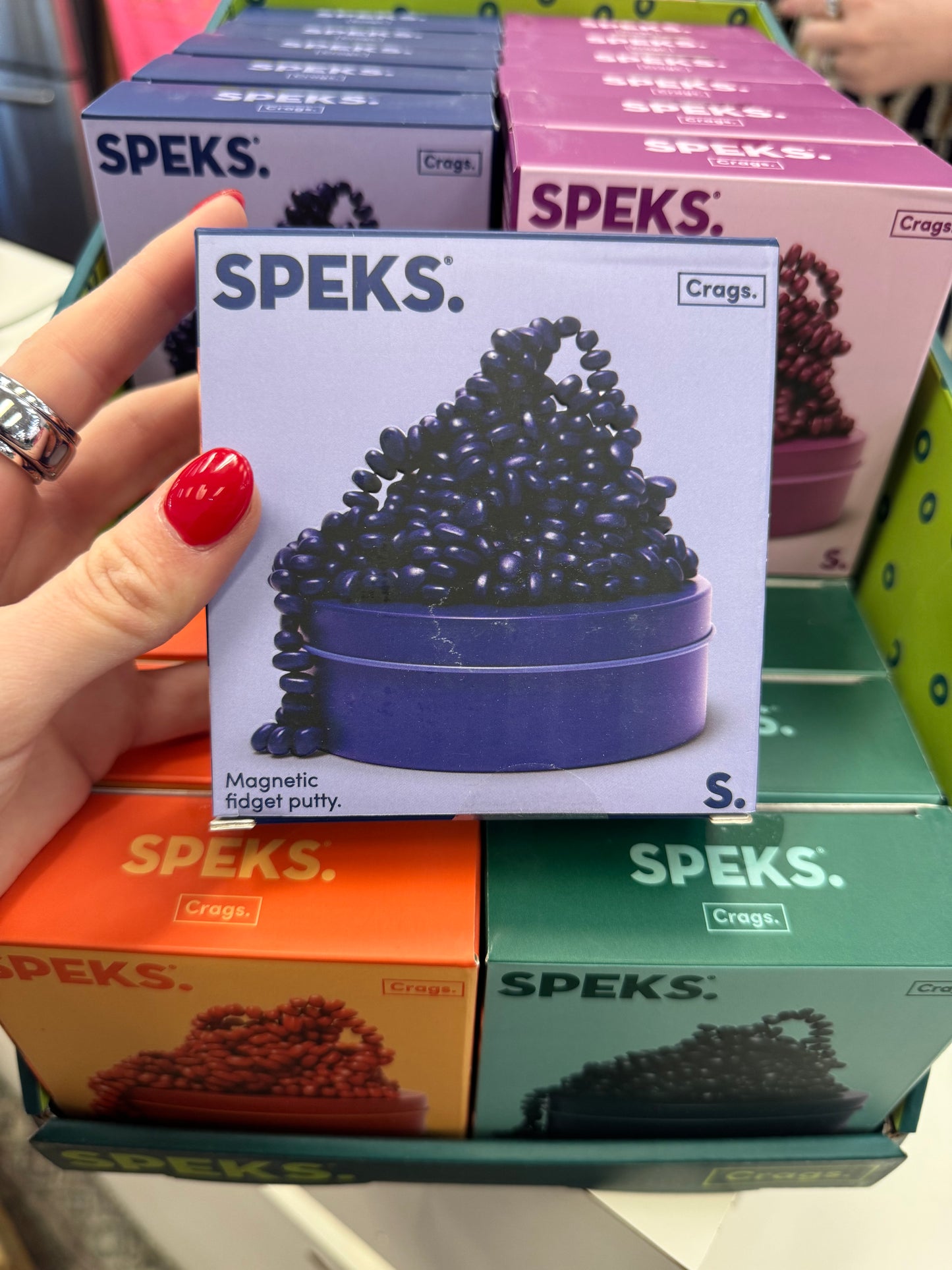 500+ Speks MAGNETIC PUTTY